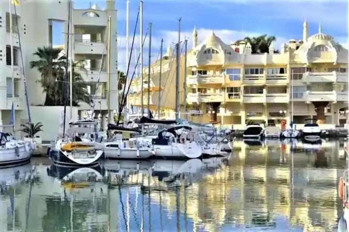 New Confort Benalmádena Dış mekan fotoğraf