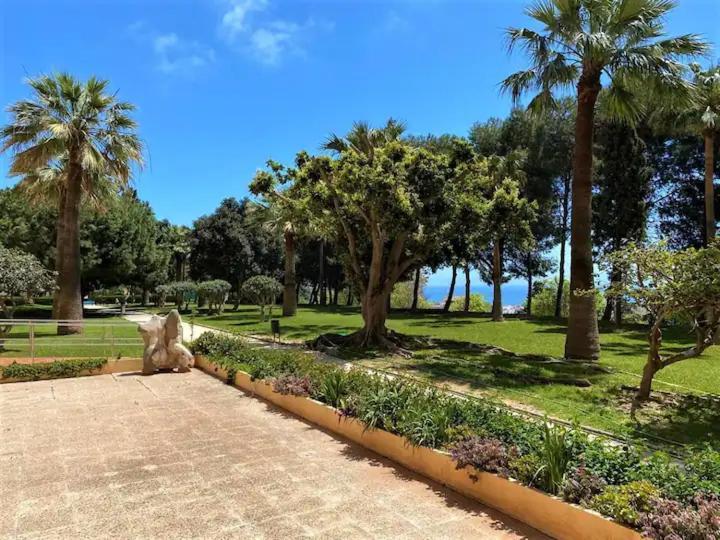New Confort Benalmádena Dış mekan fotoğraf